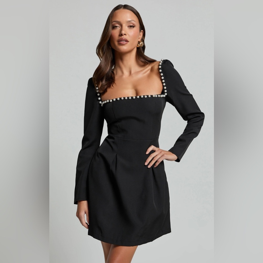 Elegant Black Dress with Pearl Detailing